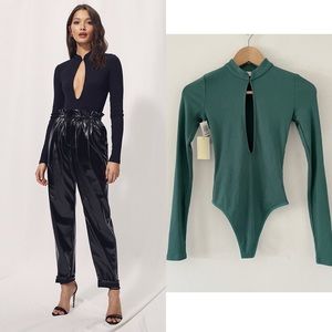 NWOT Wilfred Aritzia Harlequin Bodysuit in Marine Aqua XS